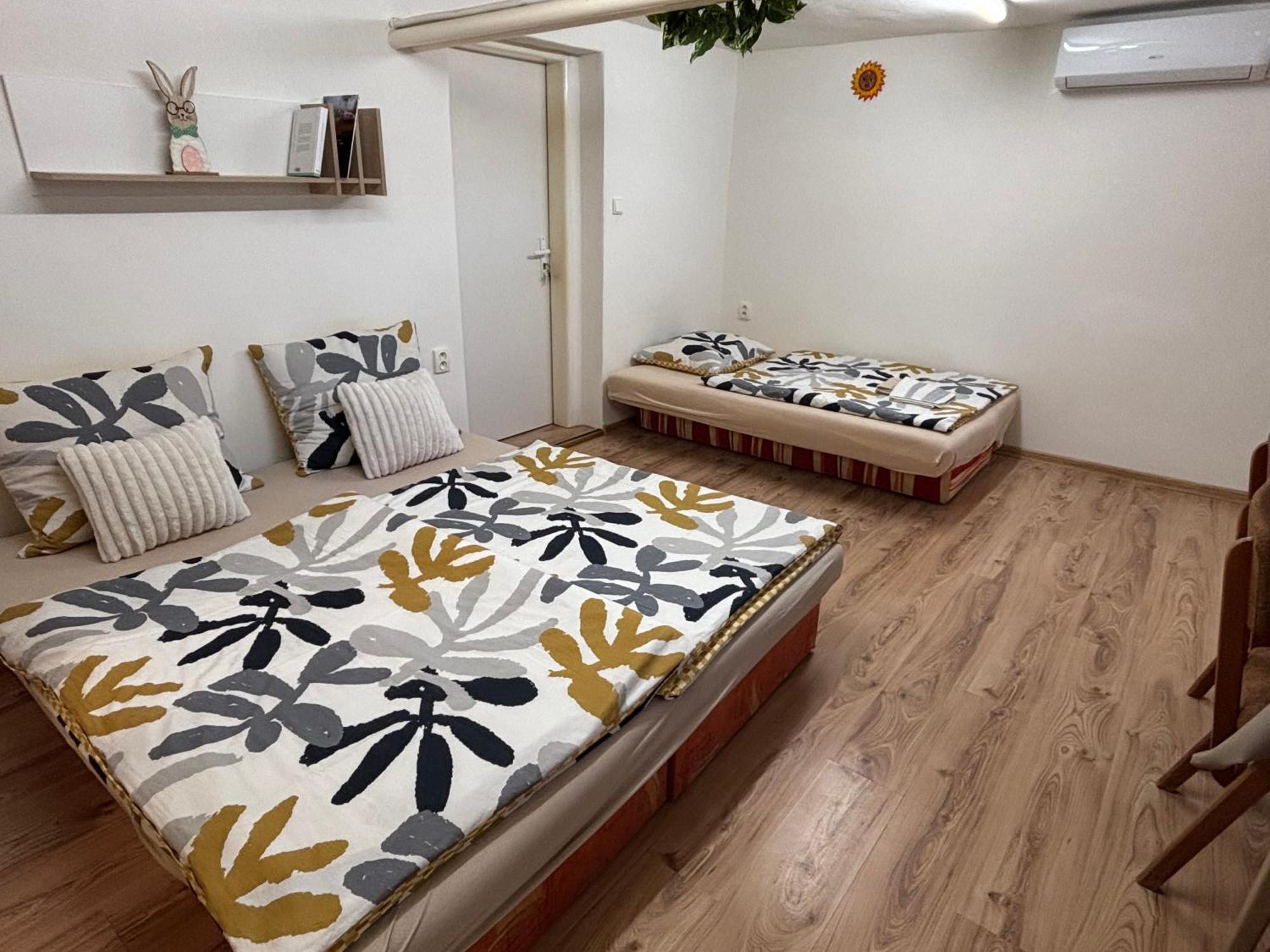 Apartmanovy Dom Grand Štúrovo Εξωτερικό φωτογραφία
