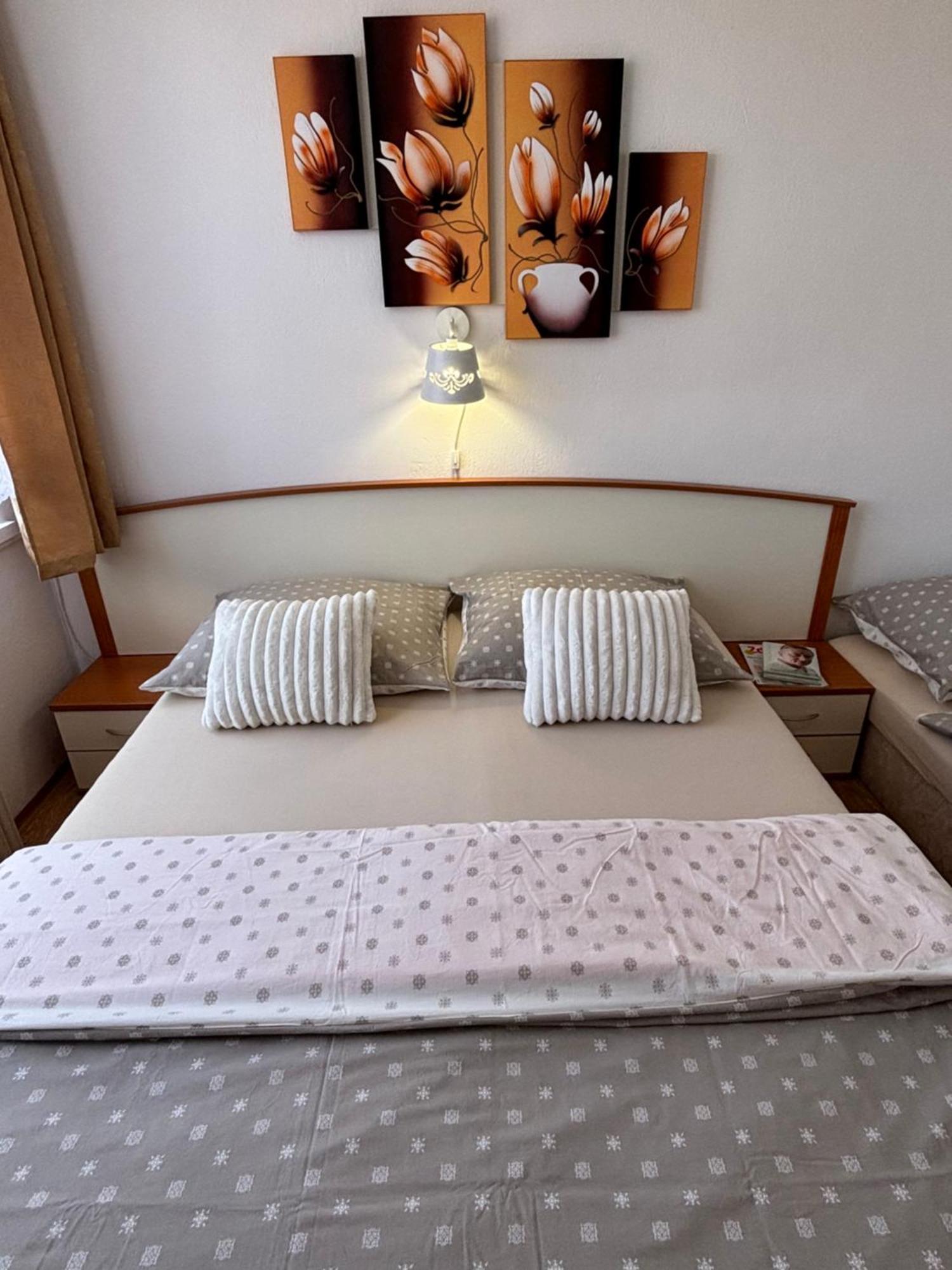 Apartmanovy Dom Grand Štúrovo Εξωτερικό φωτογραφία