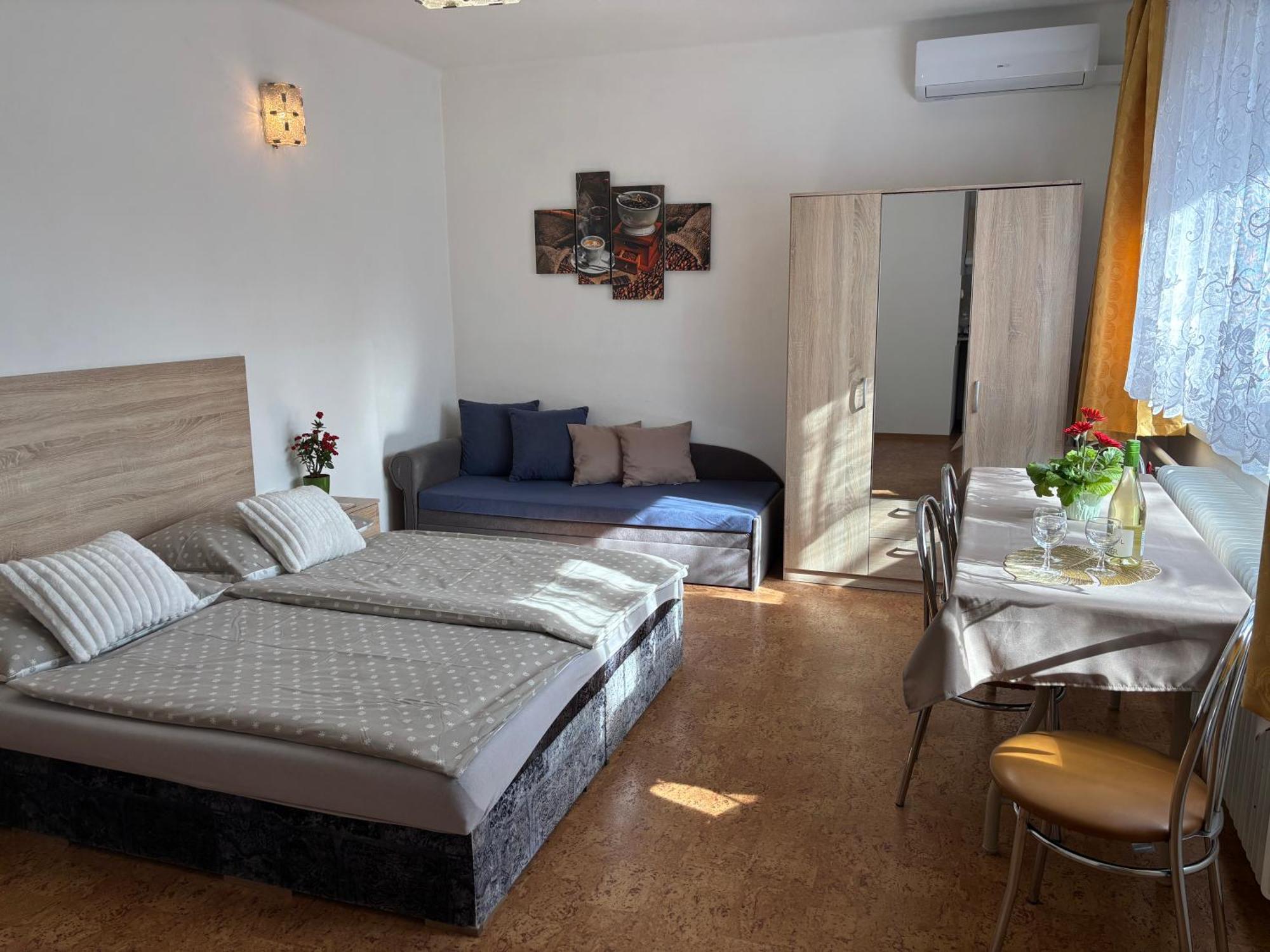 Apartmanovy Dom Grand Štúrovo Εξωτερικό φωτογραφία