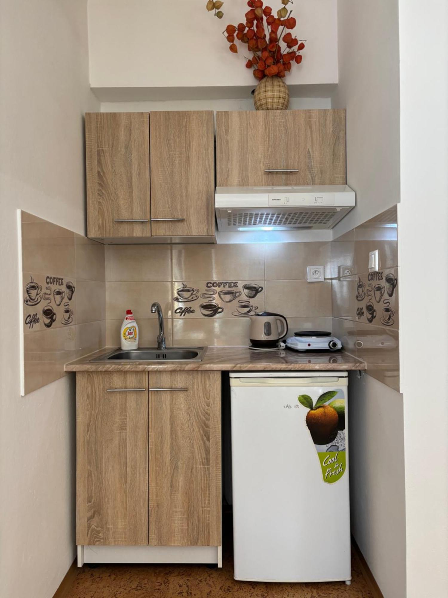 Apartmanovy Dom Grand Štúrovo Εξωτερικό φωτογραφία