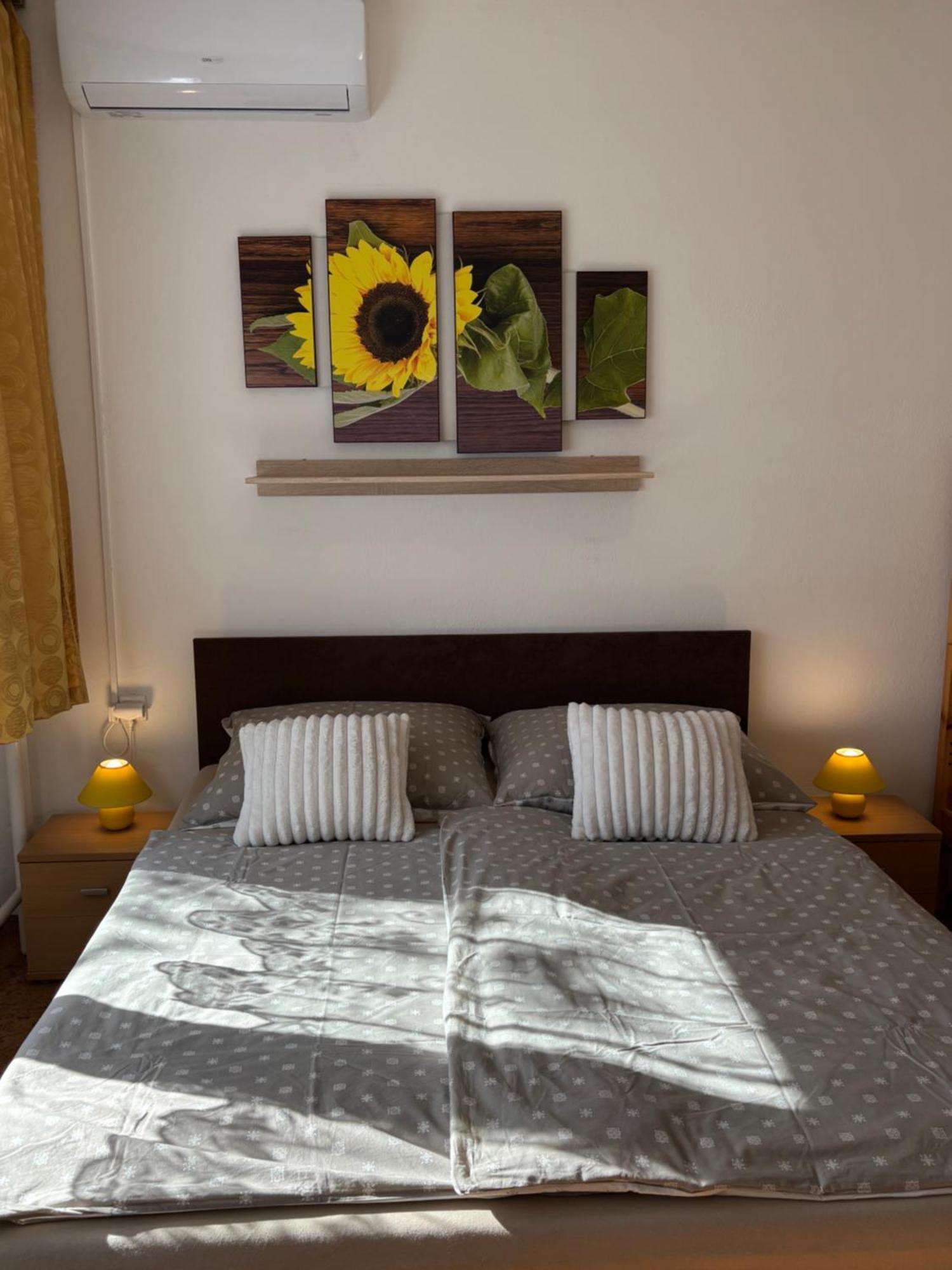 Apartmanovy Dom Grand Štúrovo Εξωτερικό φωτογραφία