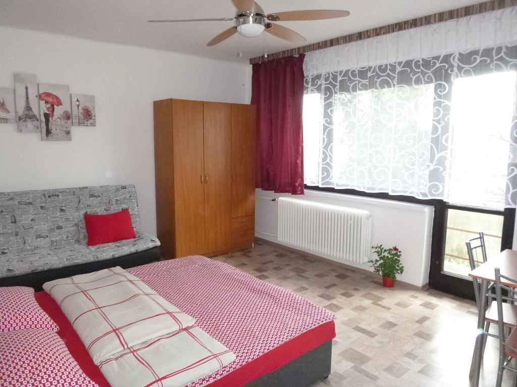 Apartmanovy Dom Grand Štúrovo Εξωτερικό φωτογραφία