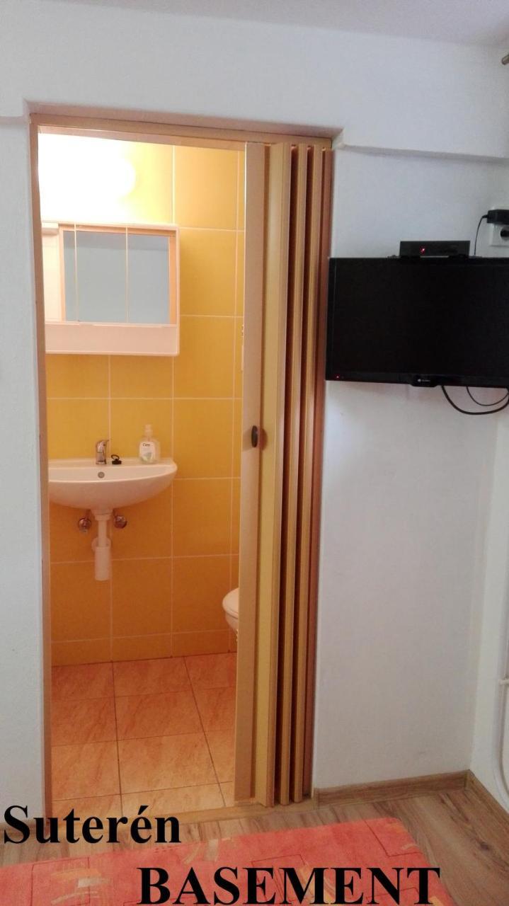 Apartmanovy Dom Grand Štúrovo Εξωτερικό φωτογραφία